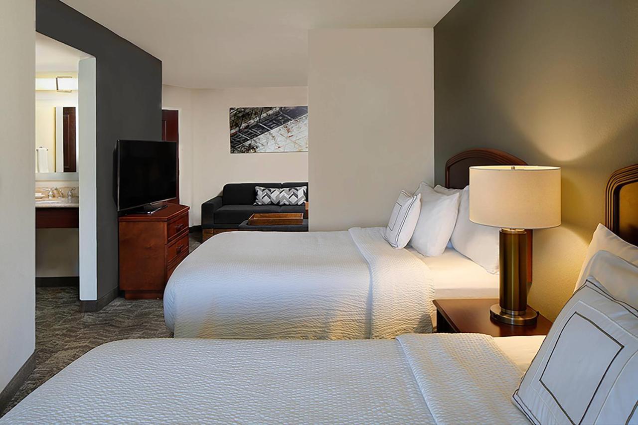 Springhill By Marriott Westshore 3*