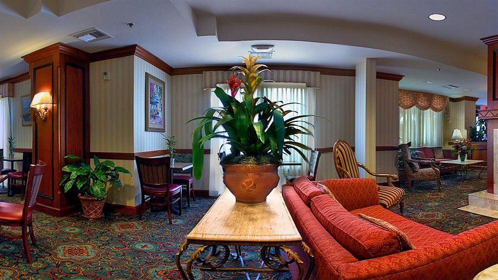 Springhill By Marriott Westshore 3*