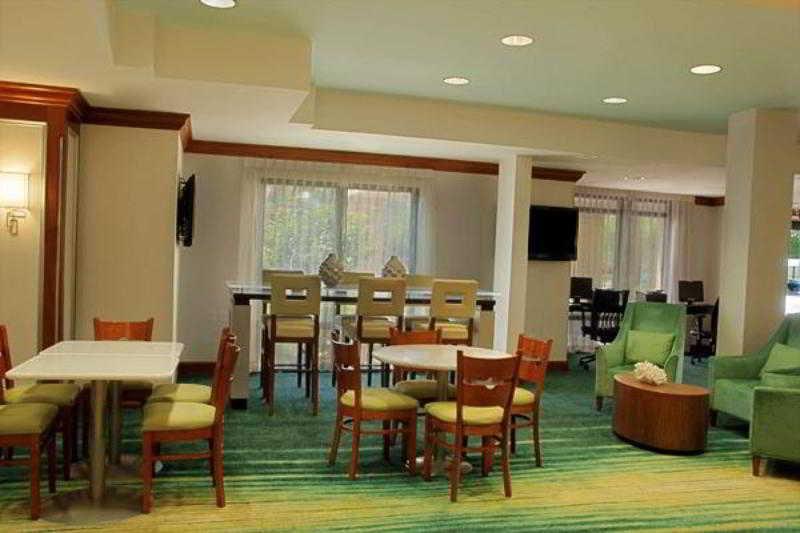 Springhill By Marriott Westshore Hotel